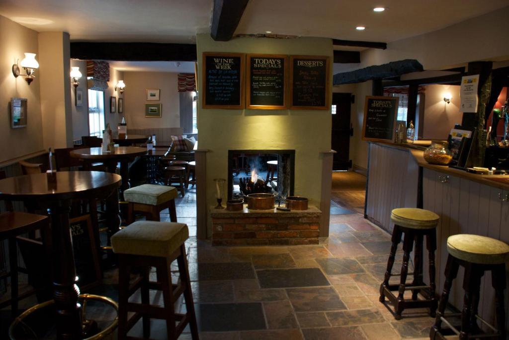 The White Hart Inn ニューベリー エクステリア 写真
