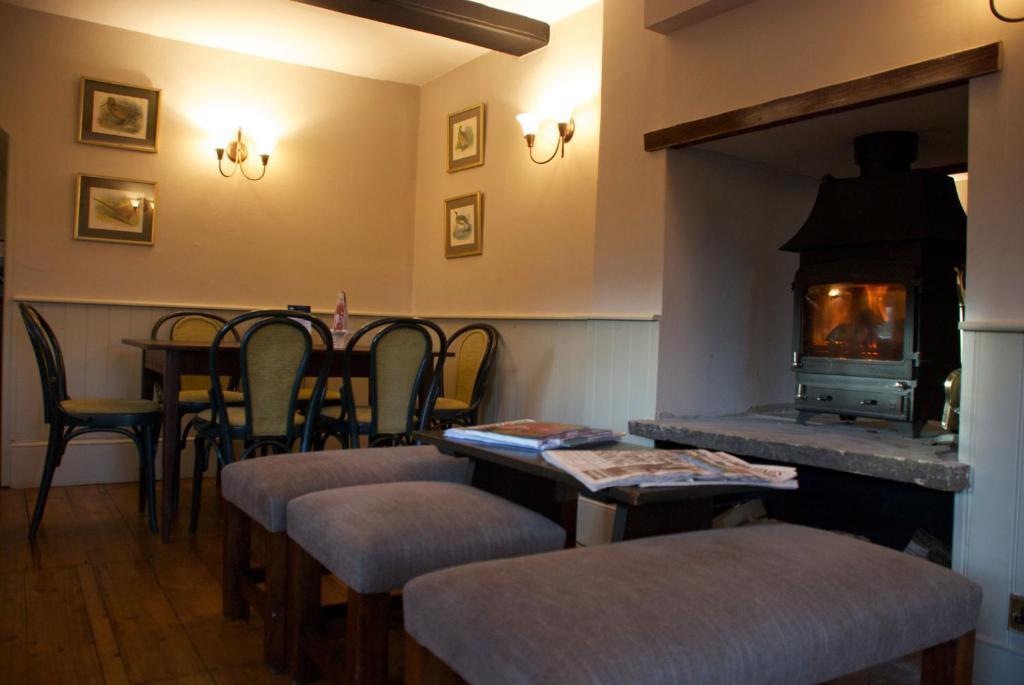 The White Hart Inn ニューベリー エクステリア 写真
